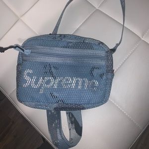 Supreme SS20 Blue Chocolate Chip Side Bag